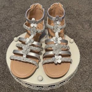 SO Silver Kids Sandals with Floral Accents